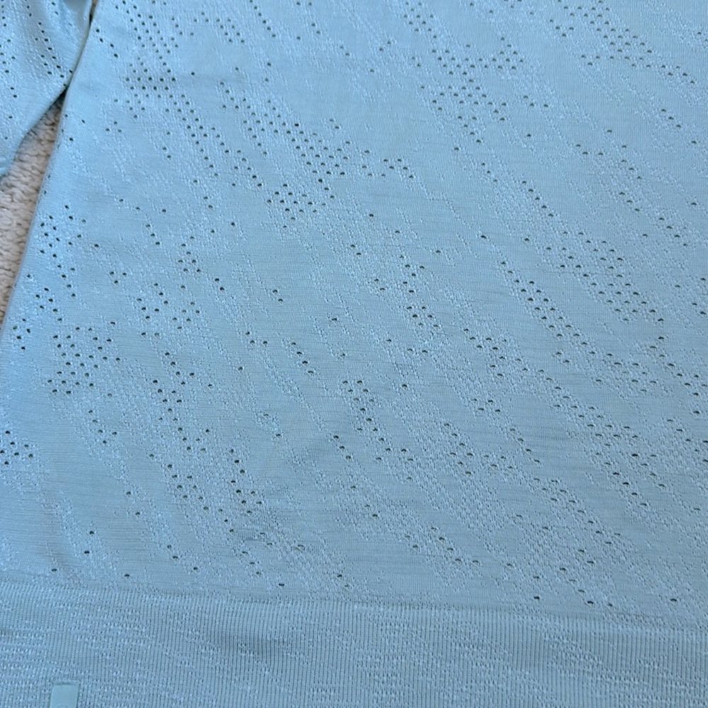 Lululemon long sleeve top - 10 - blue - Picture 5 of 5